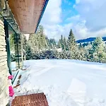 Mountain Rock - Luxury Retreat At Kvacianska Dolina Σαλέ