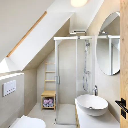 シャレー Mountain Rock - Luxury Retreat At Kvacianska Dolina ツベレツ