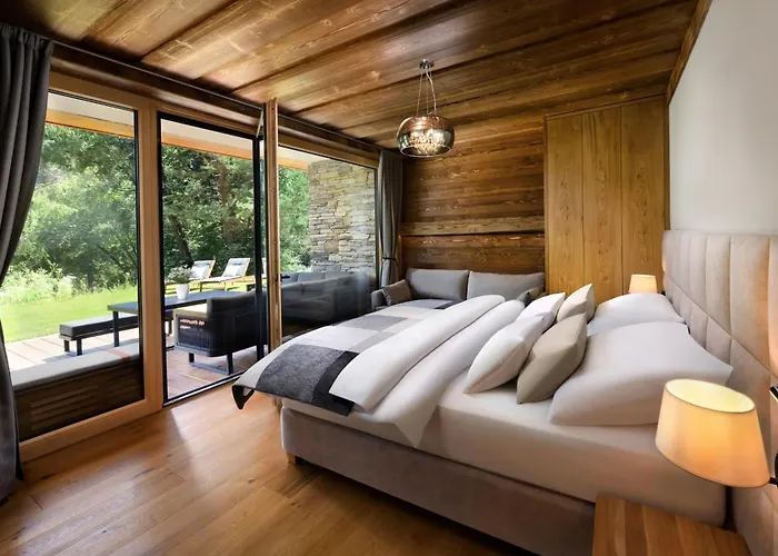 Mountain Rock - Luxury Retreat At Kvacianska Dolina בקתה