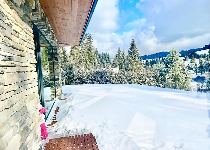 Mountain Rock - Luxury Retreat At Kvacianska Dolina בקתה